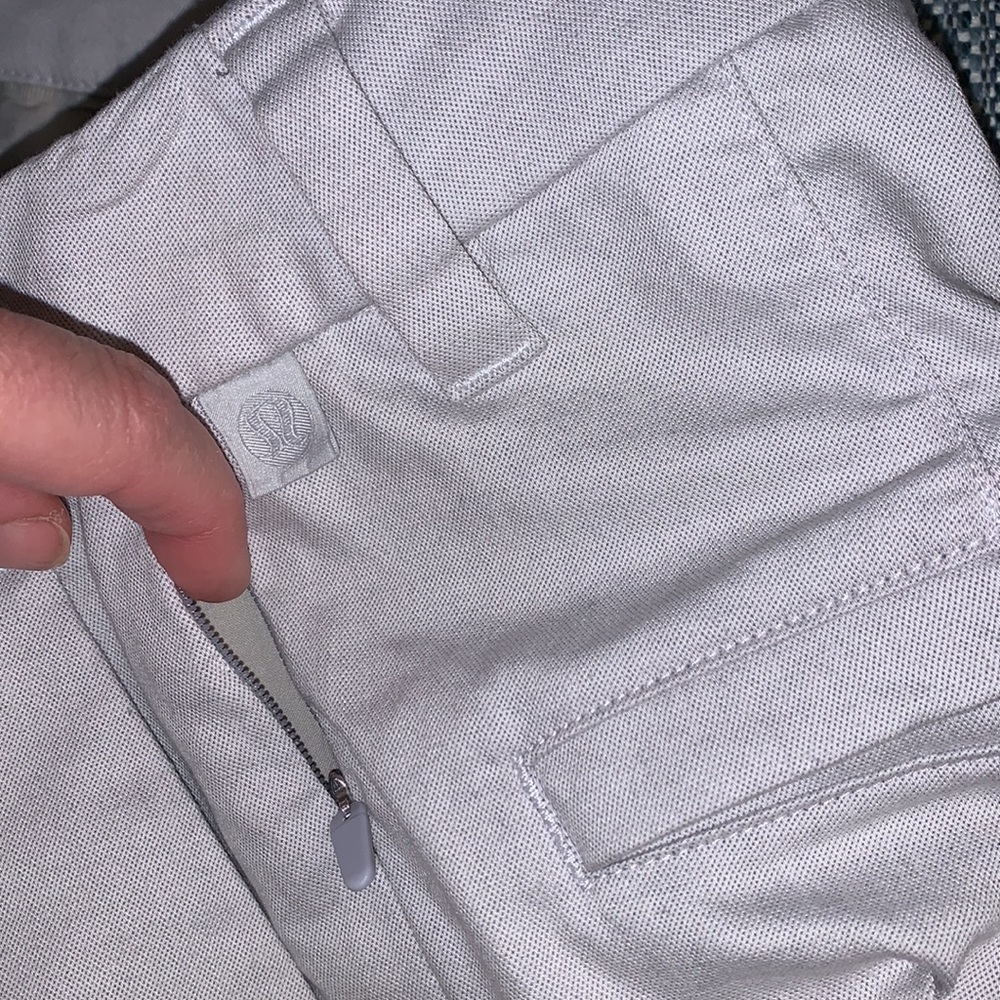 lululemon athleta Commission shorts, size 28, Like New - Picture 10 of 12